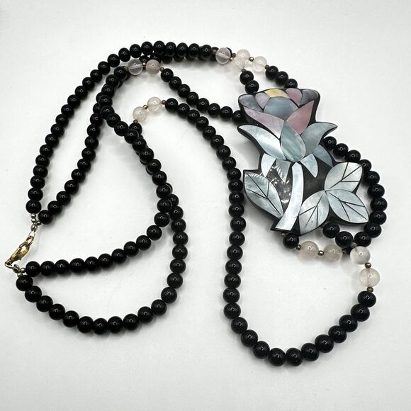 Vintage Signed Lee Sands Mother of Pearl Inlay, Rose Quartz, Lucite necklace! - Picture 15 of 15